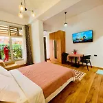 Zarina Guesthouse Tirana